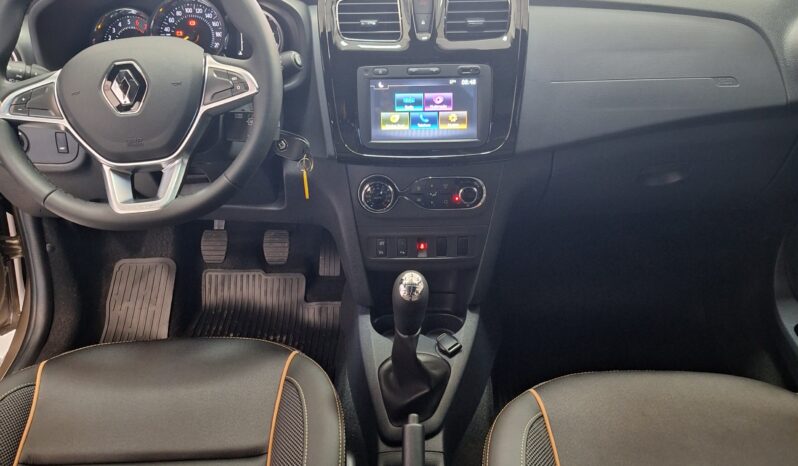 RENAULT SANDERO STEPWAY INTENSE 0km lleno