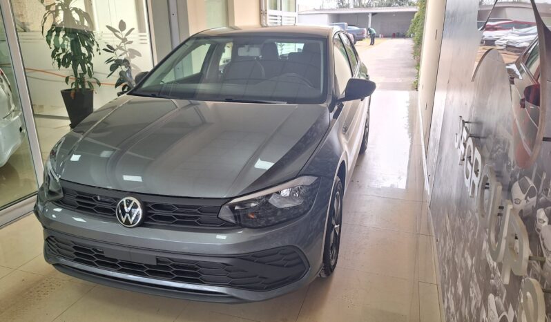VW POLO TRACK 1.6 MSI 0KM lleno