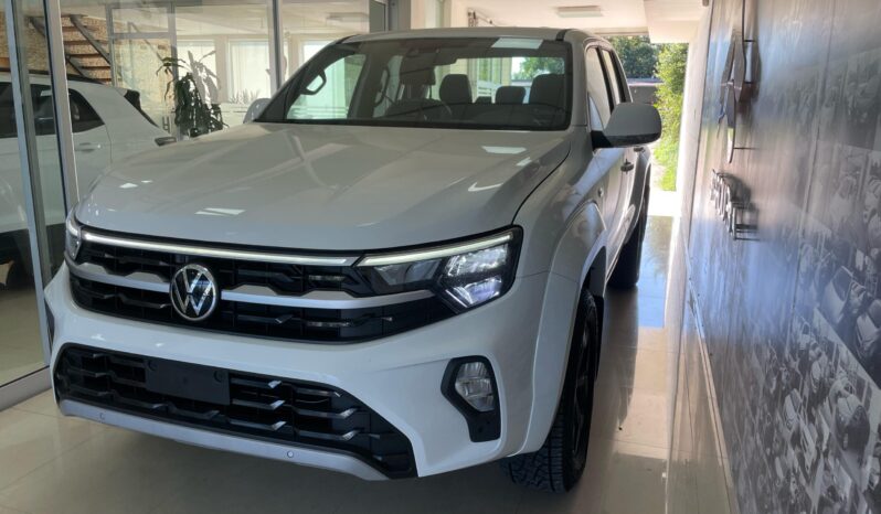 VW AMAROK HIGHLINE 4X2 MT 0KM lleno