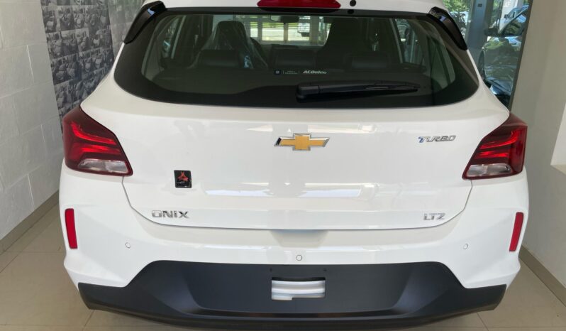 CHEVROLET ONIX LTZ 1.0T AT 0KM lleno