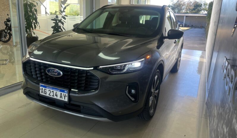 FORD KUGA PLATINUM 4X4 HIBRIDA 2023 lleno